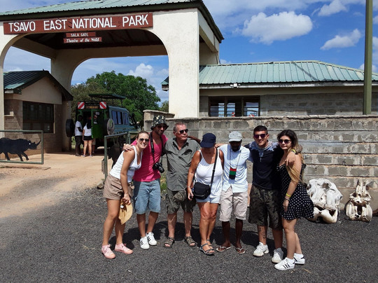 SAFARI KENYA CON ZENZERO - DAY TOURS-瓦塔木必去景点