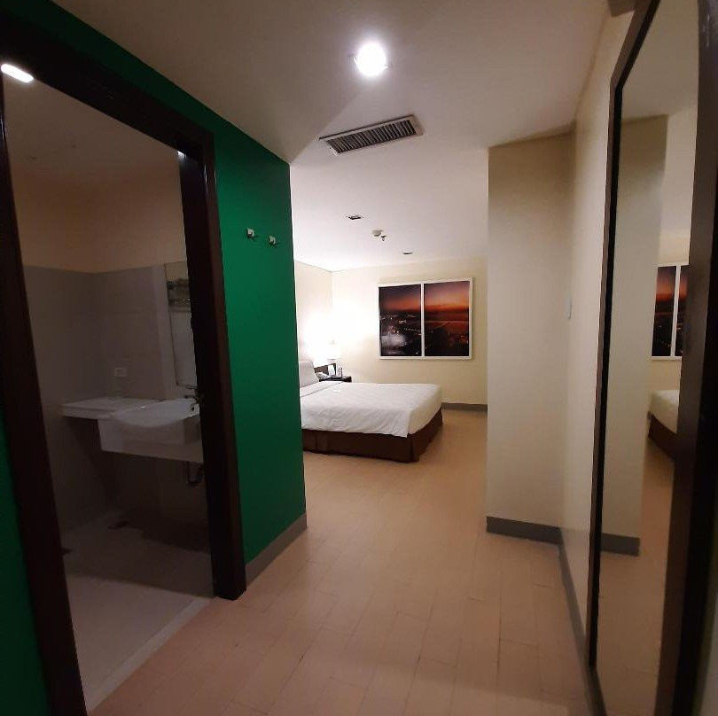 曼达卢永酒店主图