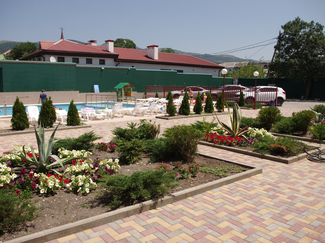 Novoukrainskiy酒店住宿-Capri Hotel