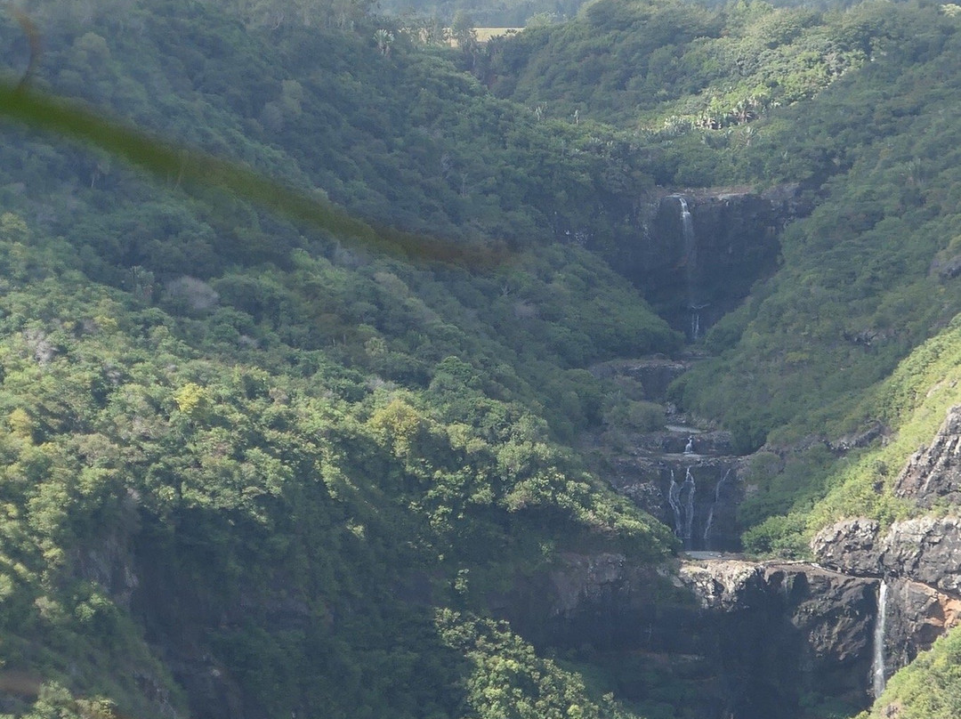 Tamarind Falls景点图片