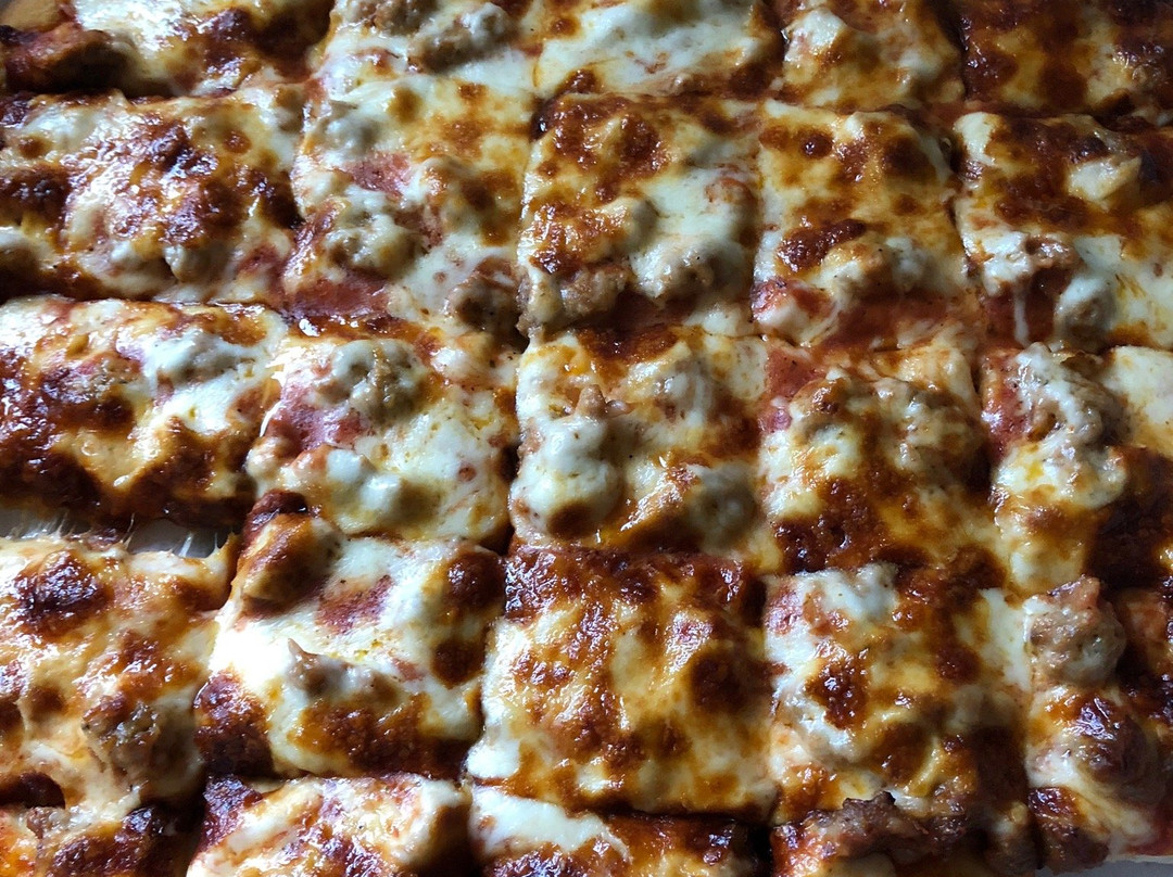 Nonno Carm's Pizza & Pasta