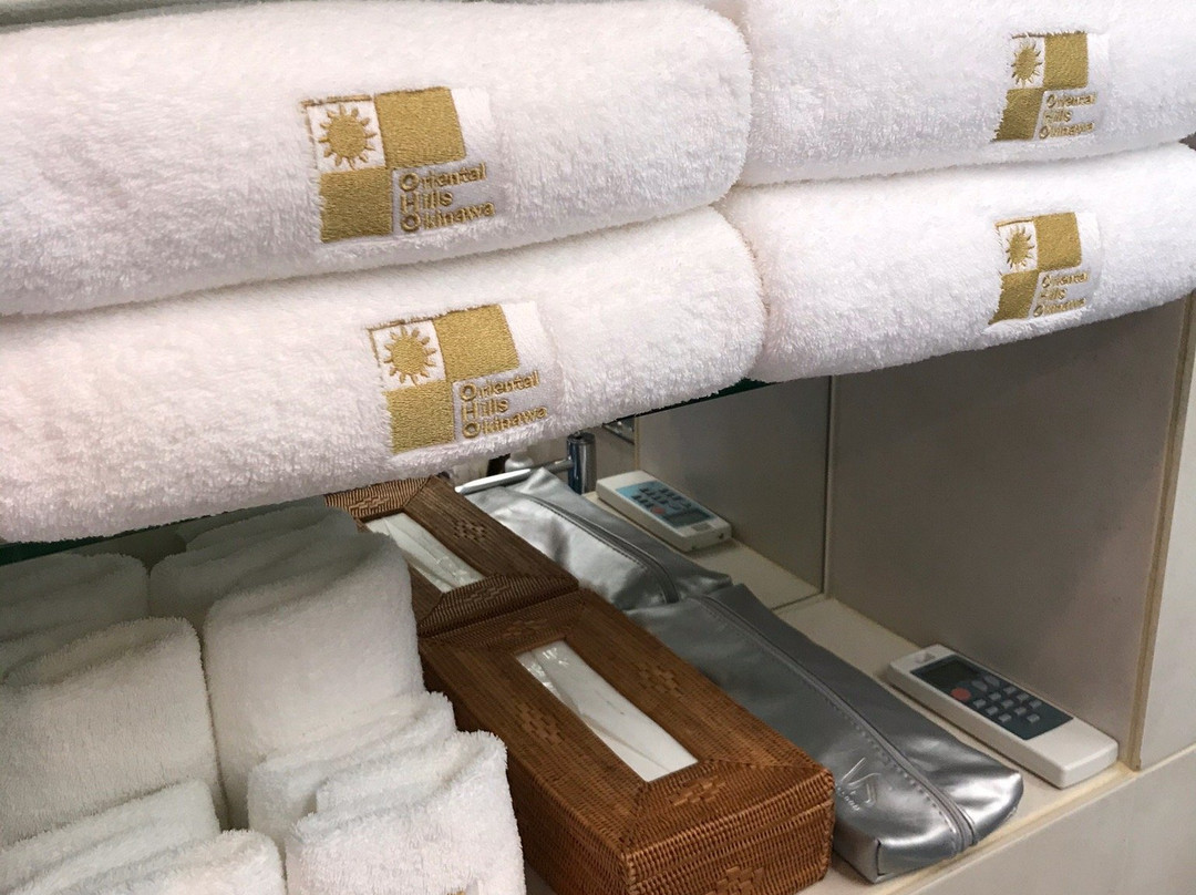 冲绳东方山丘酒店主图