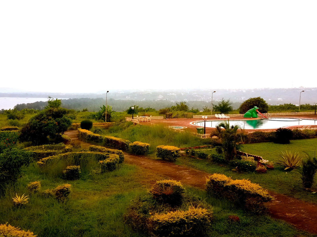 Kohinoor Samudra Beach Resort主图