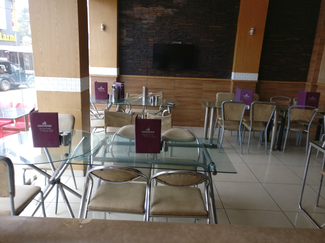 Treebo Trip Hotel Abhilasha主图