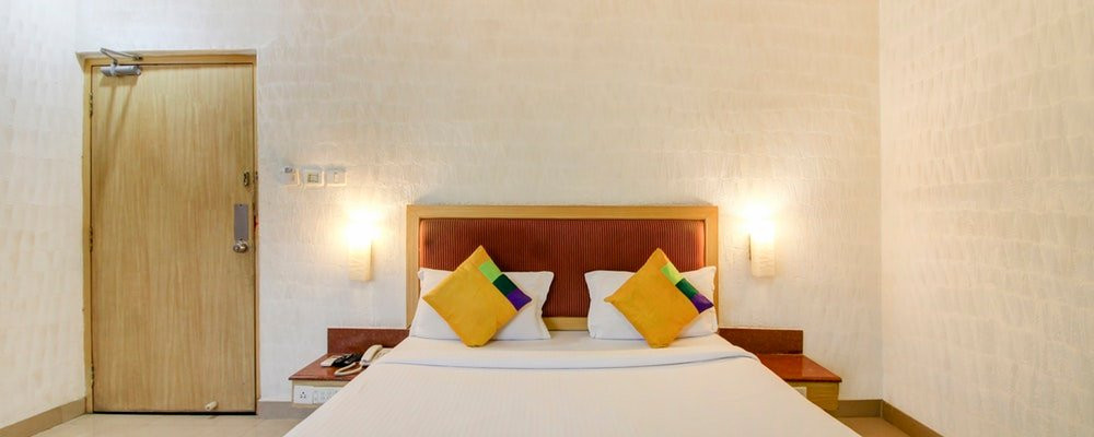 Treebo Trip And Suits主图