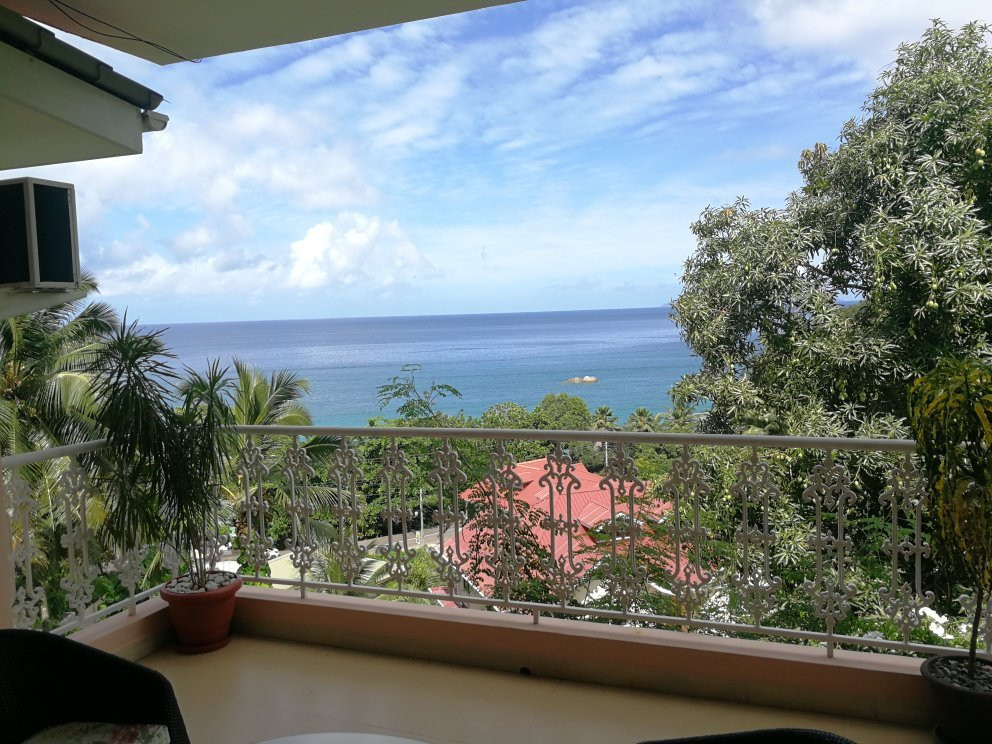 Glacis Heights Villa主图