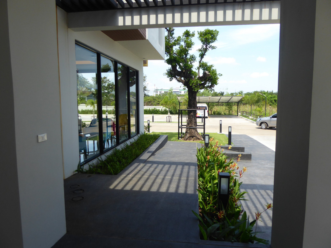 The Hi Place Hotel主图
