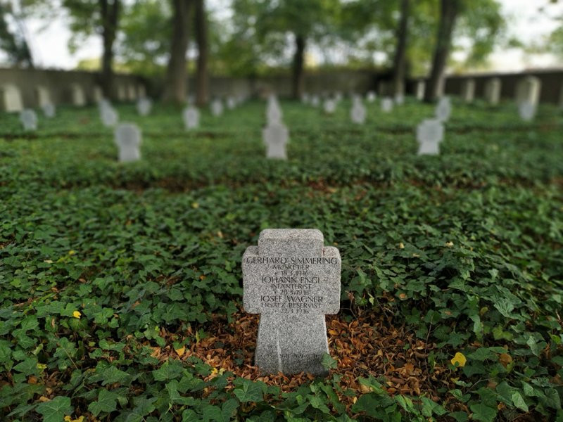 Deutscher Soldatenfriedhof Haubourdin-Haubourdin必去景点