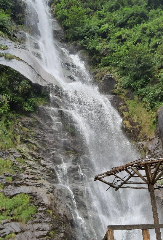 Bhewma Falls-Lachung必去景点