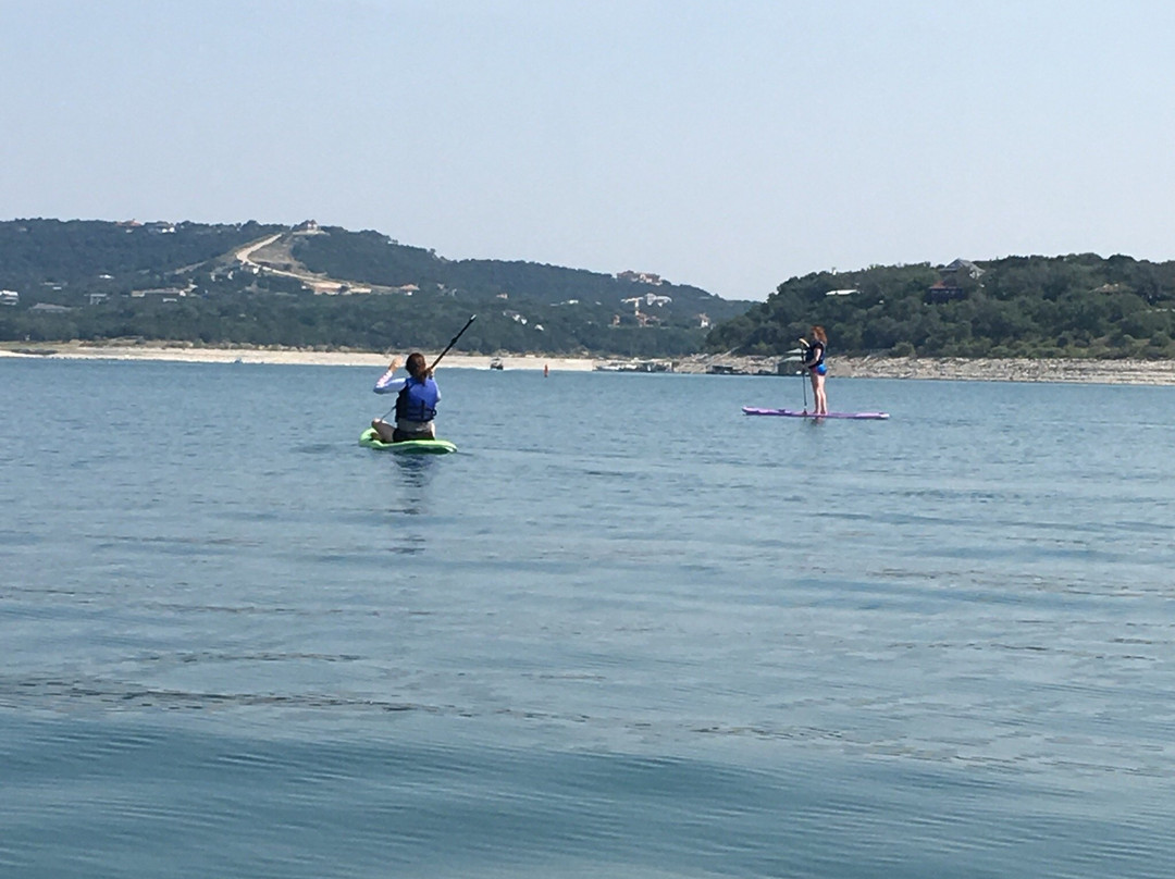 Viking Ship Kayak Rentals-Lago Vista必去景点