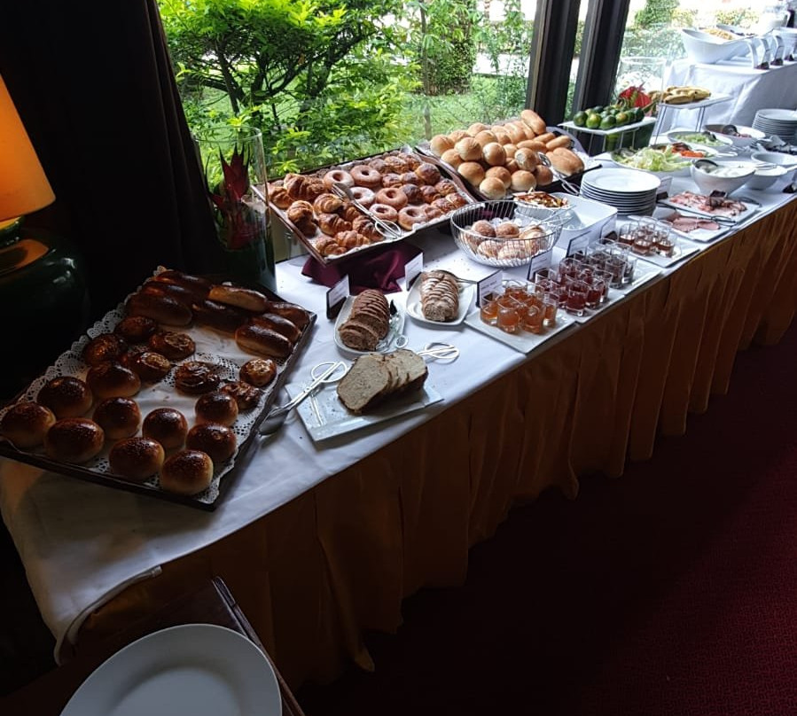 Douala Rabingha Hôtel主图