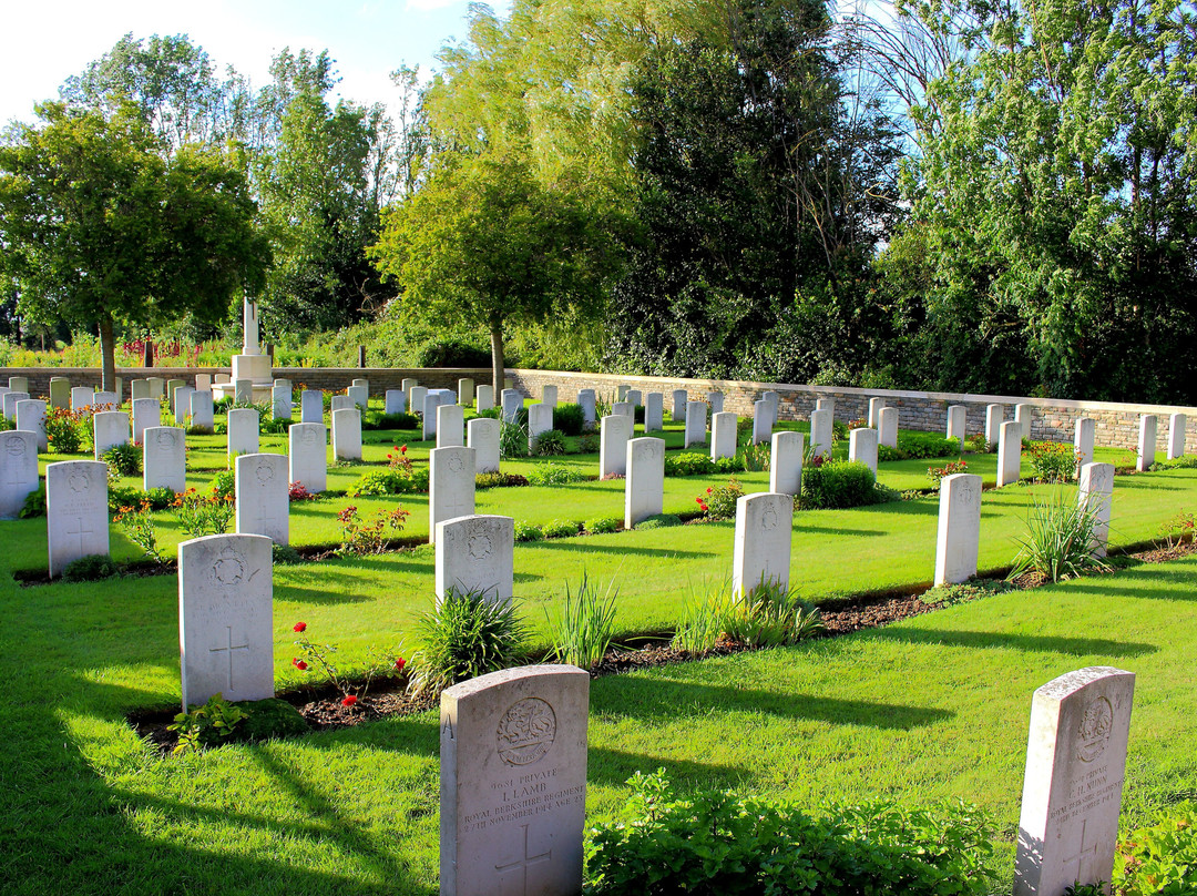 Fauquissart Military Cemetery