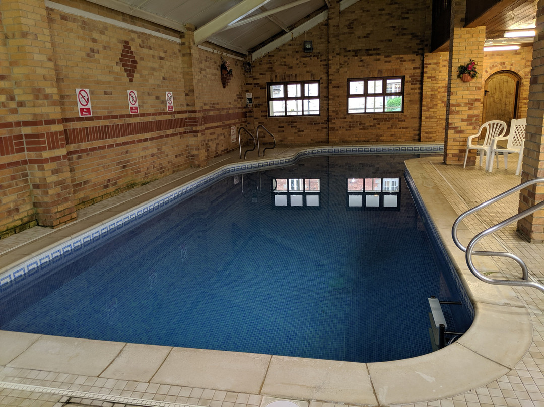 Brackendale Spa-Carsington必去景点