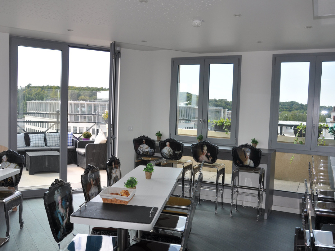 Hotel Versailles Chantiers主图