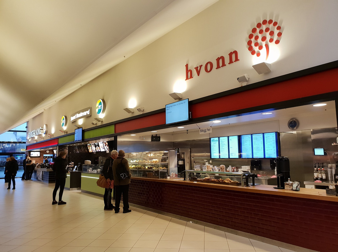 SMS Shopping Center-托沙文必去景点