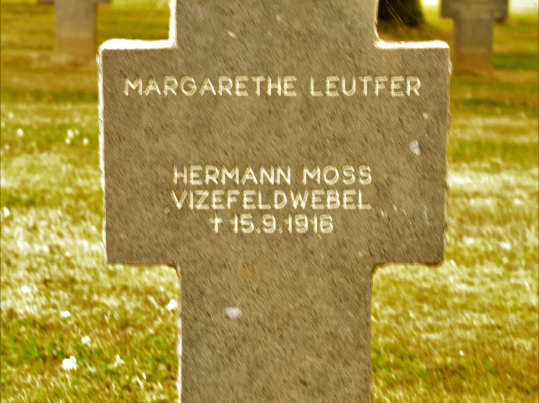 Rancourt German Military Cemetery景点图片