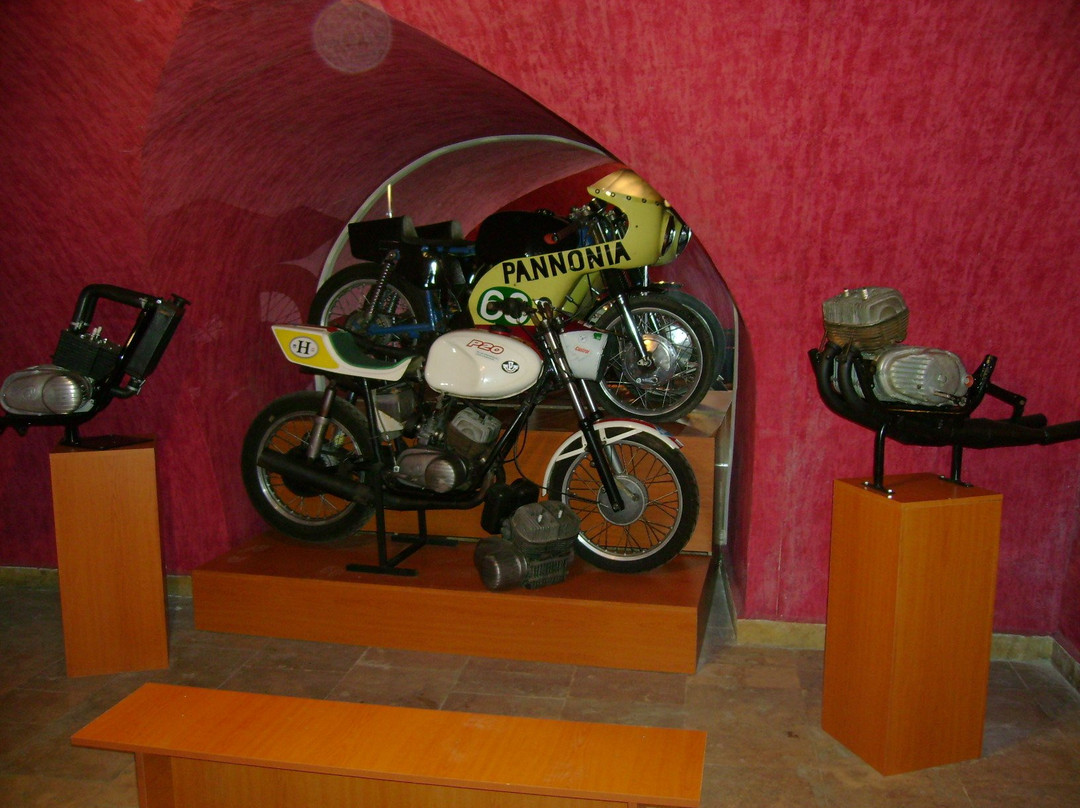 Pannonia Motorkerékpár Múzeum-Balassagyarmat必去景点