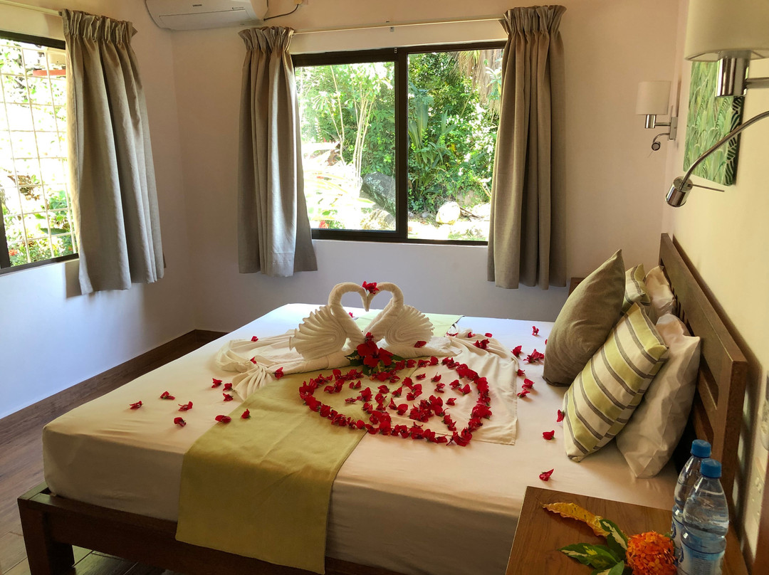 Le Grand Bleu Villas主图