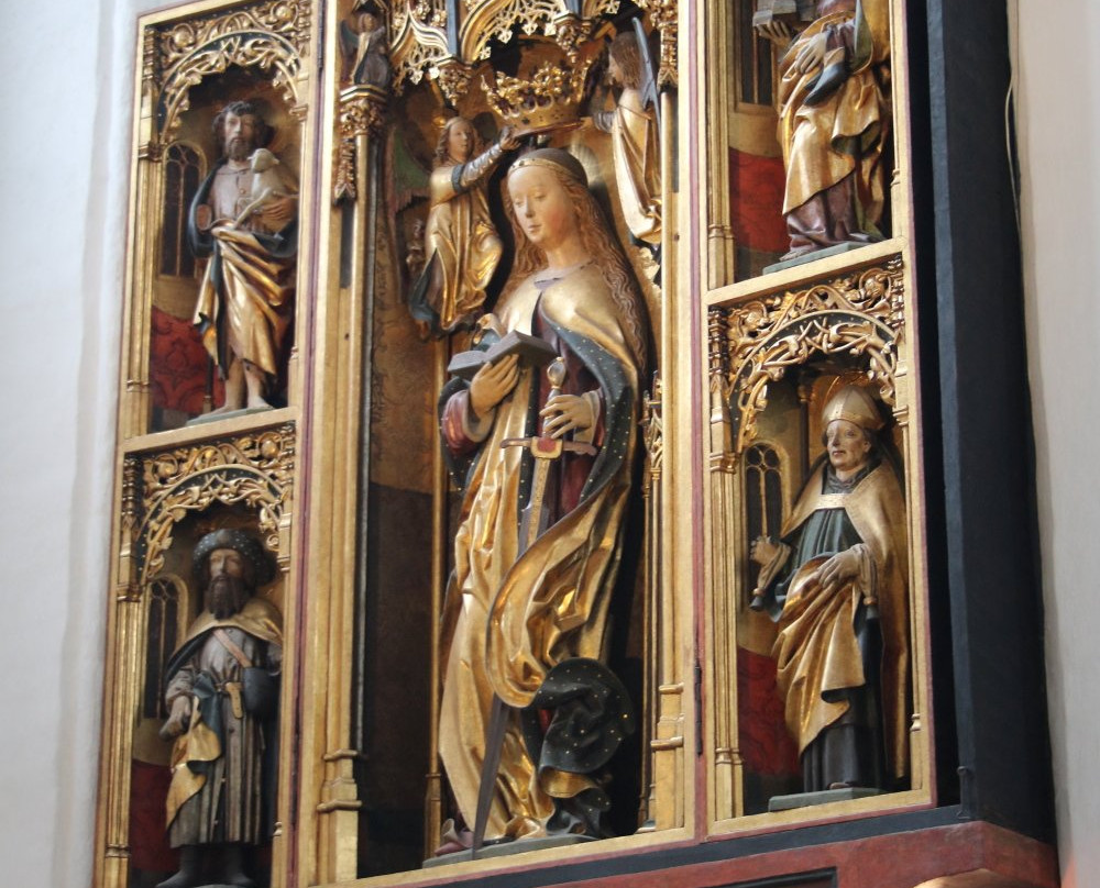 St. Mary's Church景点图片