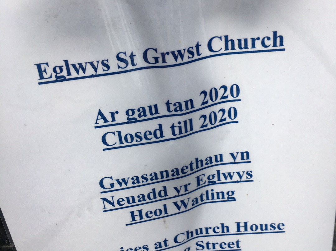 St Grwst Church景点图片