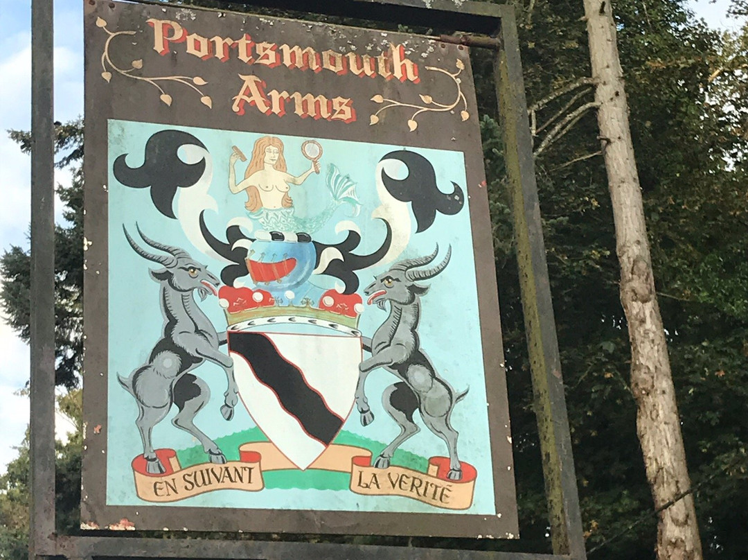 The Portsmouth Arms Inn主图