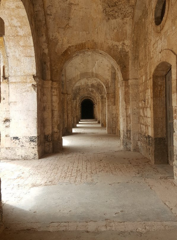Chateau Neuf景点图片