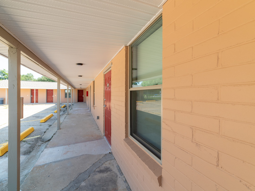 Budget Inn Suites主图