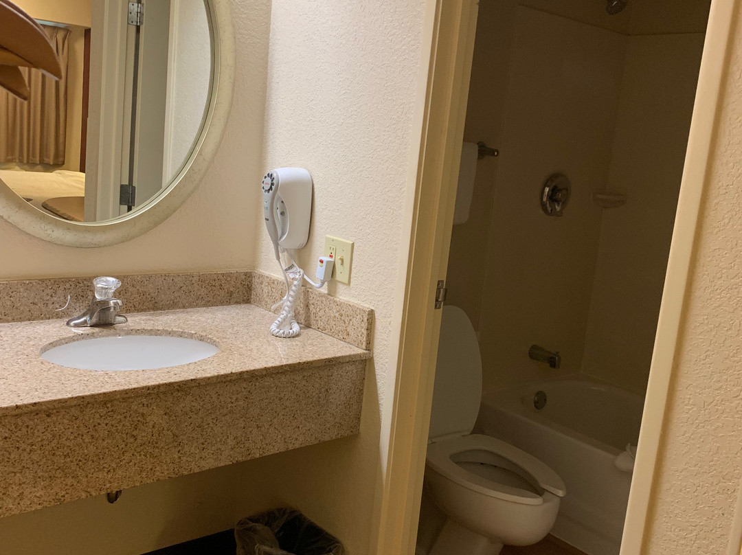 Red Roof Inn Binghamton - Johnson City主图