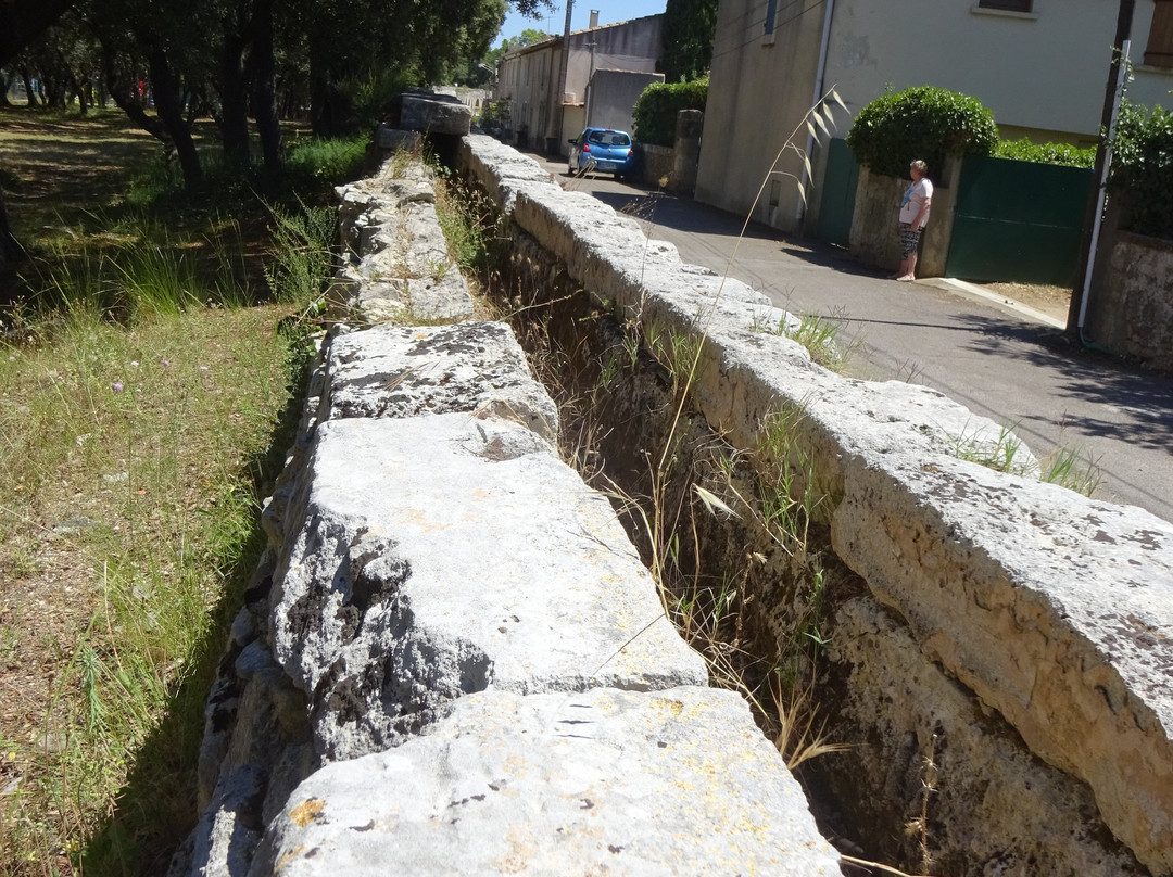 Aqueduc De Castries-Castries必去景点