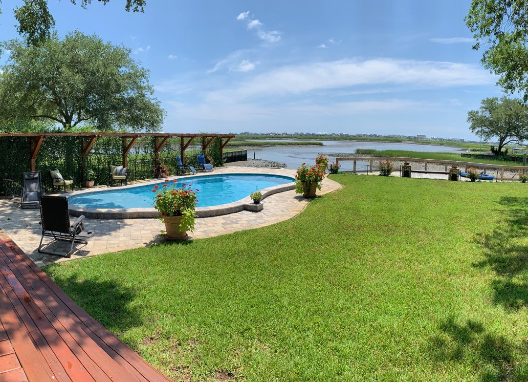 Waterside Retreat主图