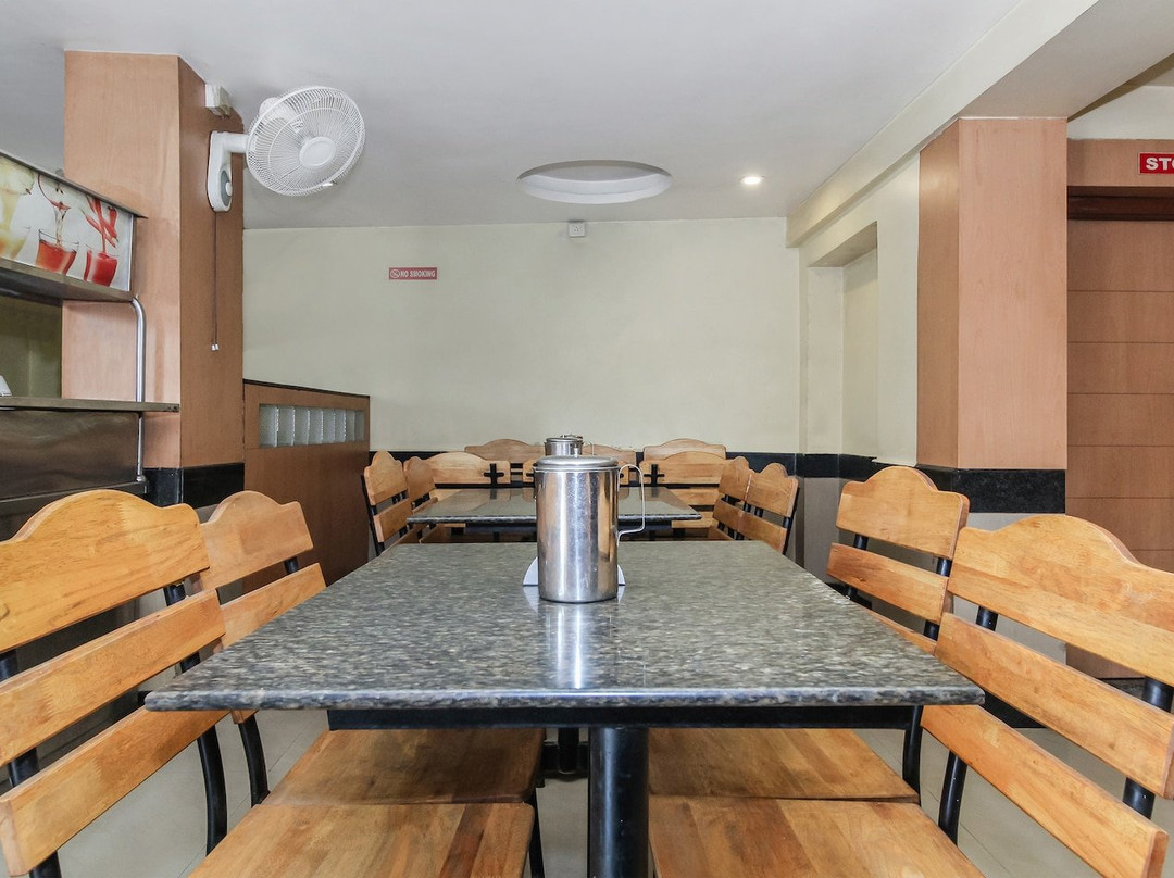 Hotel Megharaj主图