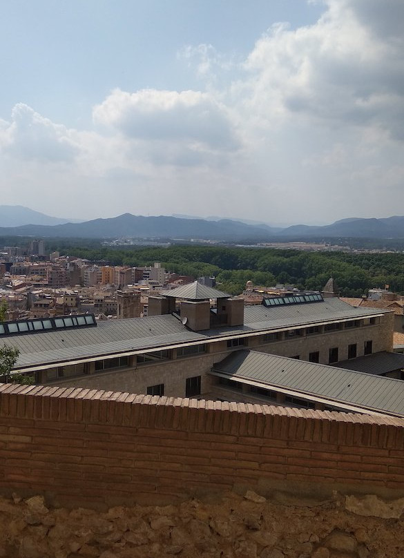 Torre de Sant Domenec-赫罗那必去景点