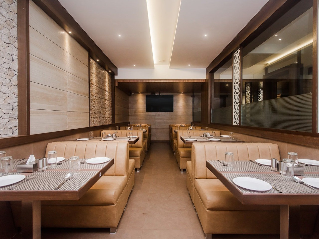 Capital O 16718 Hotel Aditya Residency主图