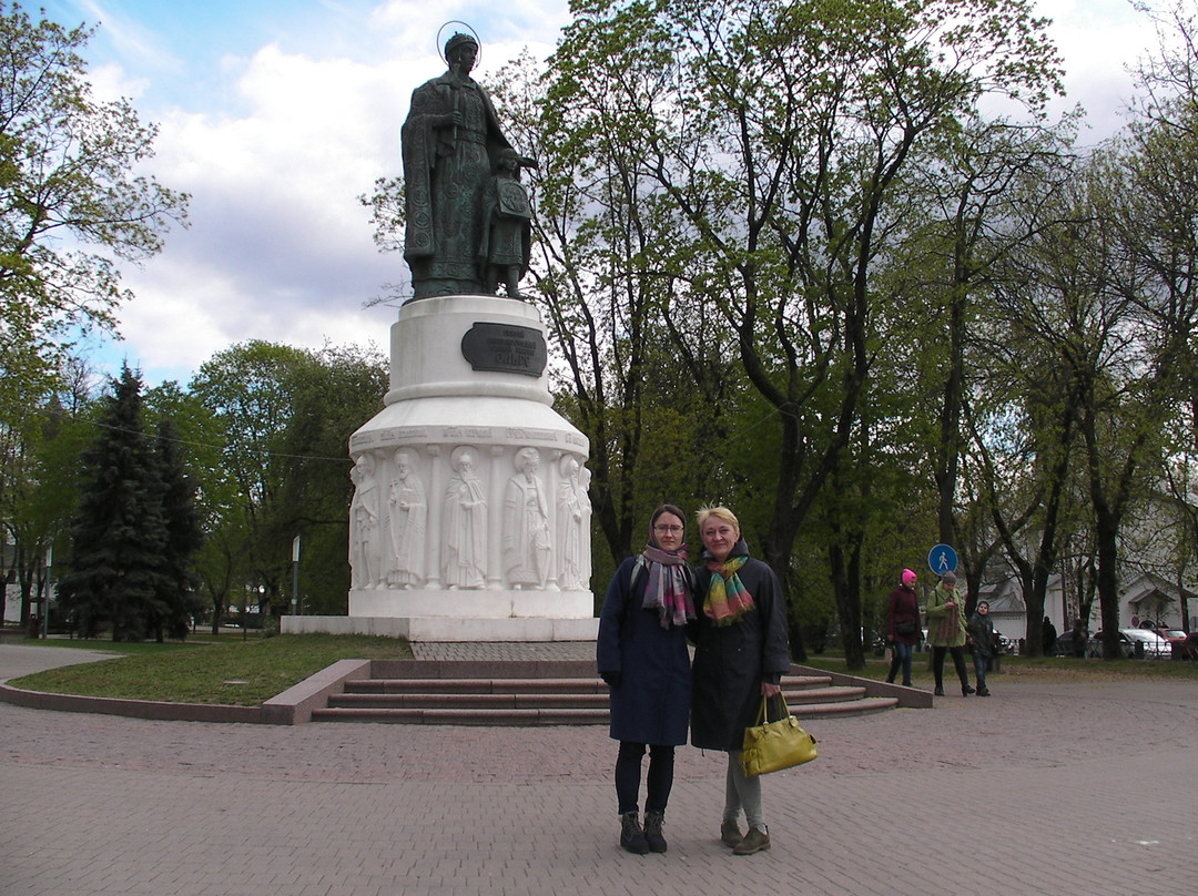 Monument to Saint Equal-to-the-Apostles Princess Olga-普斯科夫必去景点