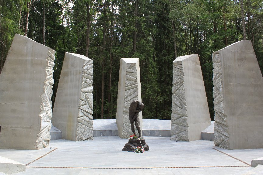 Katyn Nationl Memorial Complex景点图片