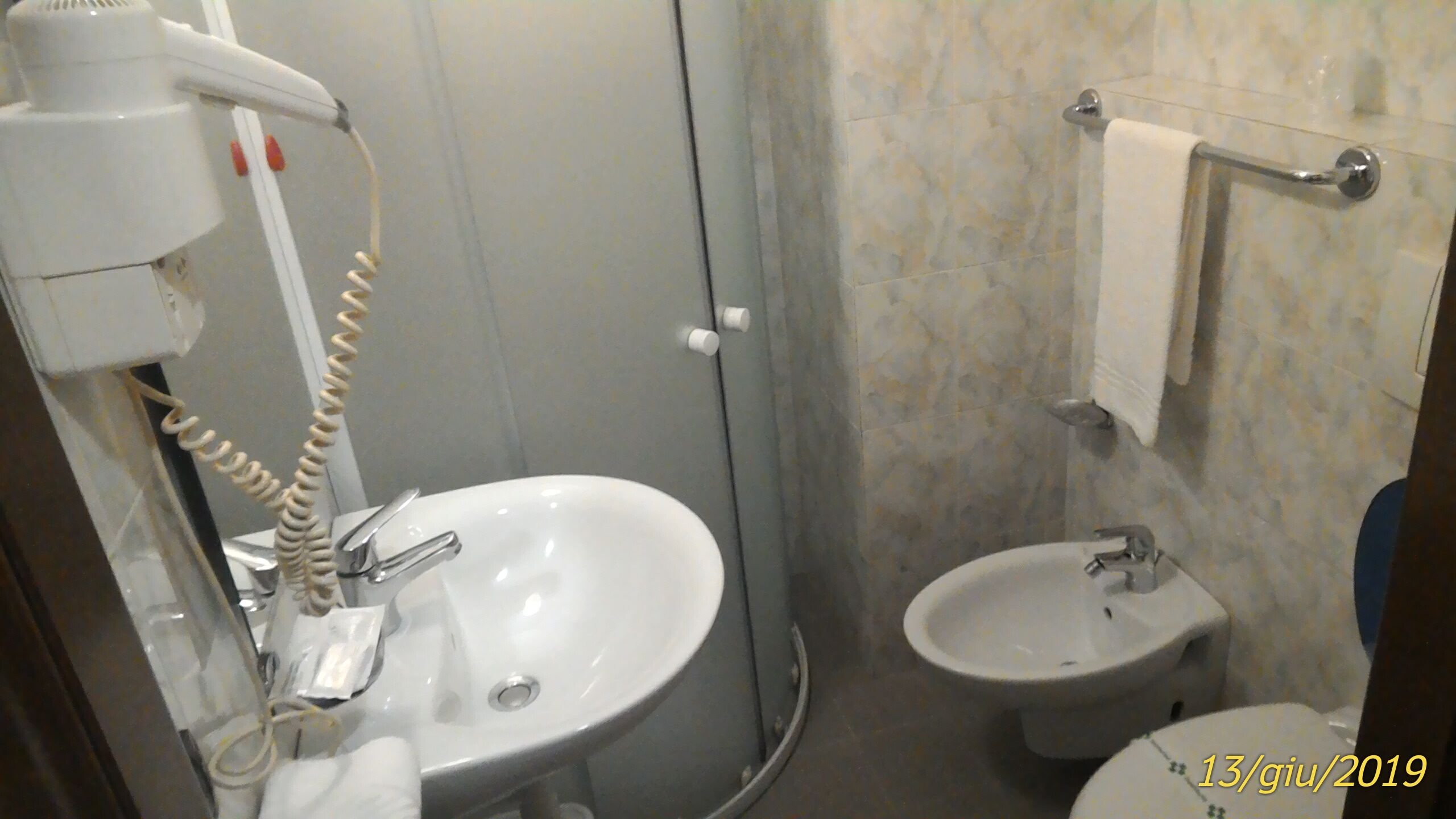 新皮欧内酒店-浴室