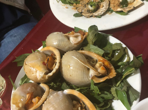 Vietnam On Vespa Street Food Tour-胡志明市必去景点