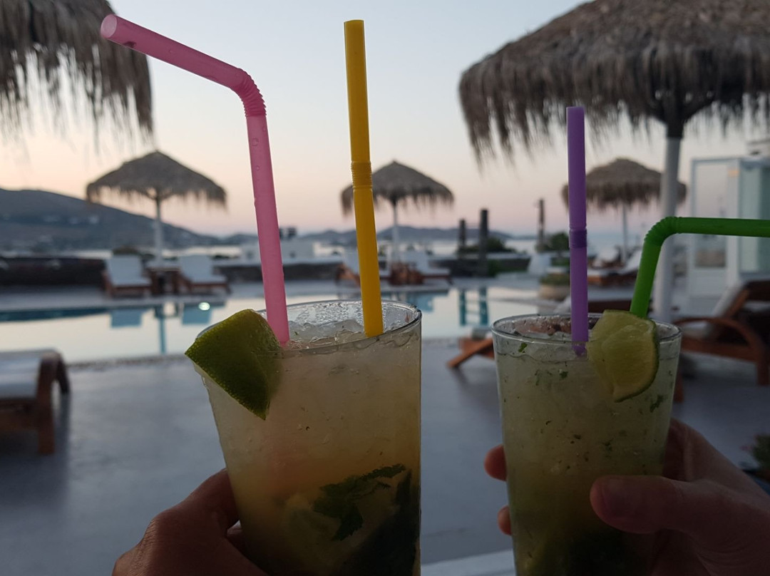 阿尼莫伊度假酒店主图