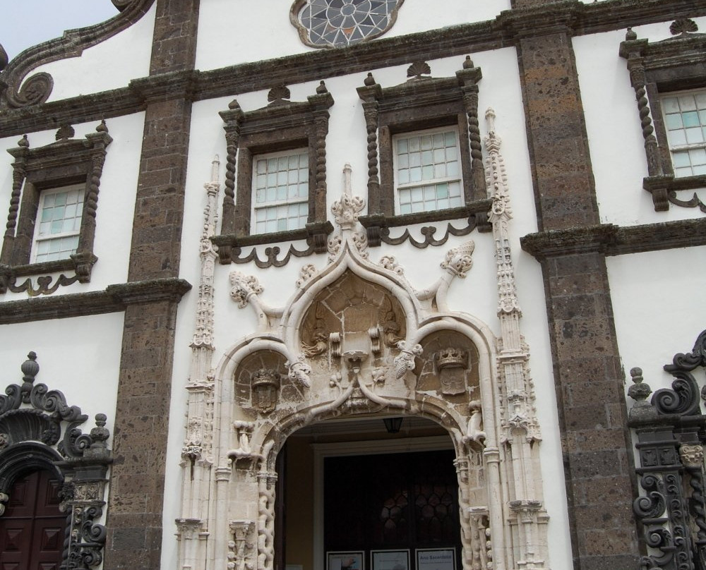 Igreja Matriz de São Sebastião-蓬塔德尔加达必去景点