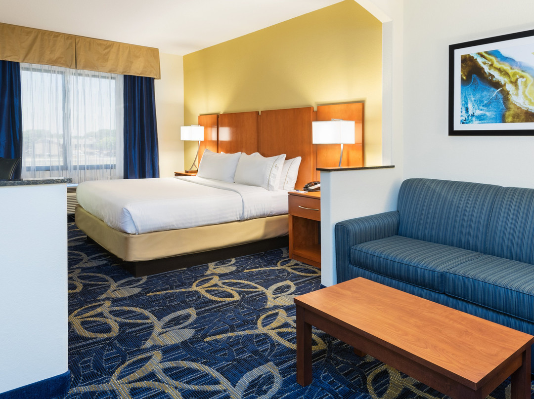 Holiday Inn Express & Suites Midland Loop 250 By IHG主图
