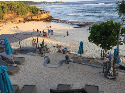 梦幻海滩小屋酒店主图