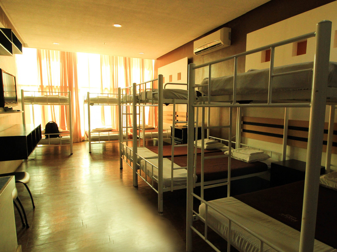 绿窗多米特尔酒店主图