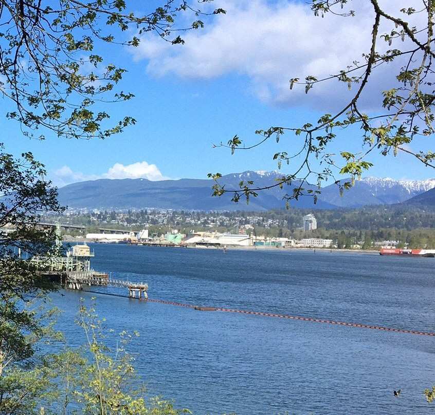 Confederation Park-本那比必去景点