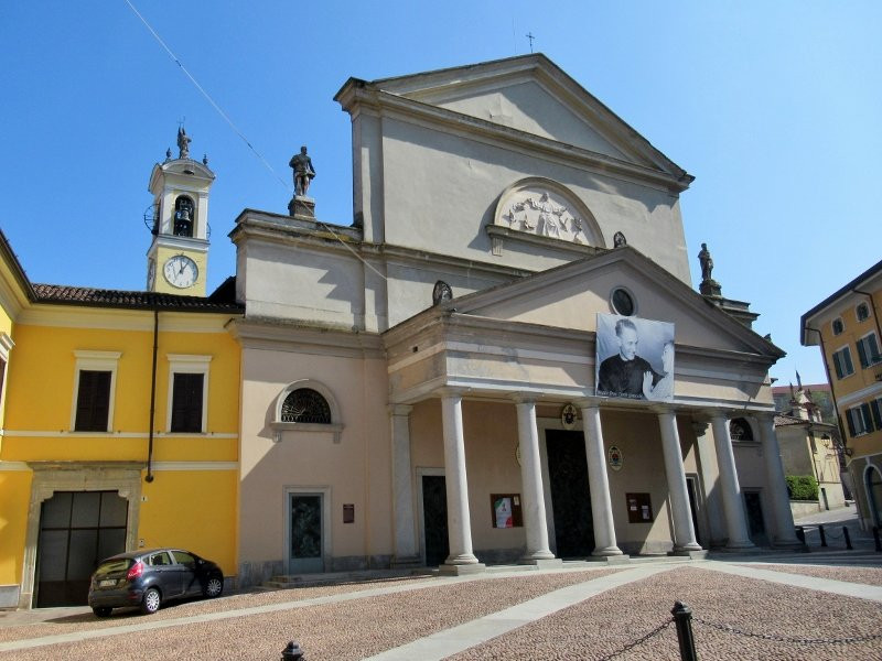 Chiesa di San Colombano Abate-San Colombano al Lambro必去景点