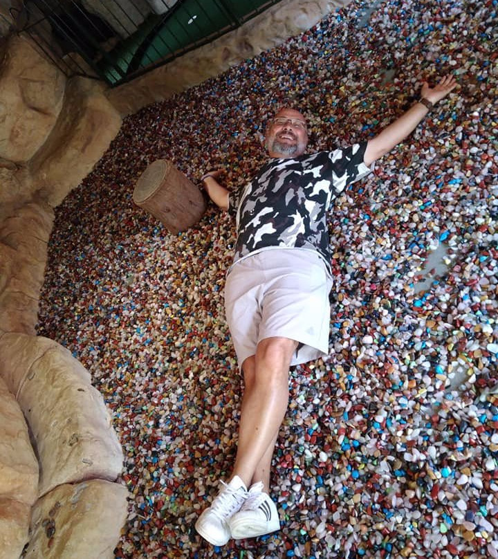 Scratch Patch & Mineral World-西门镇必去景点