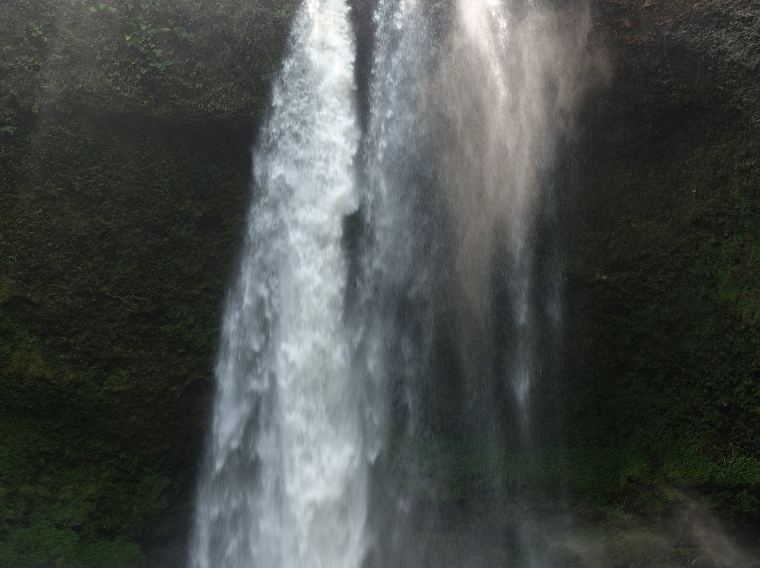 Cascada Samikim景点图片
