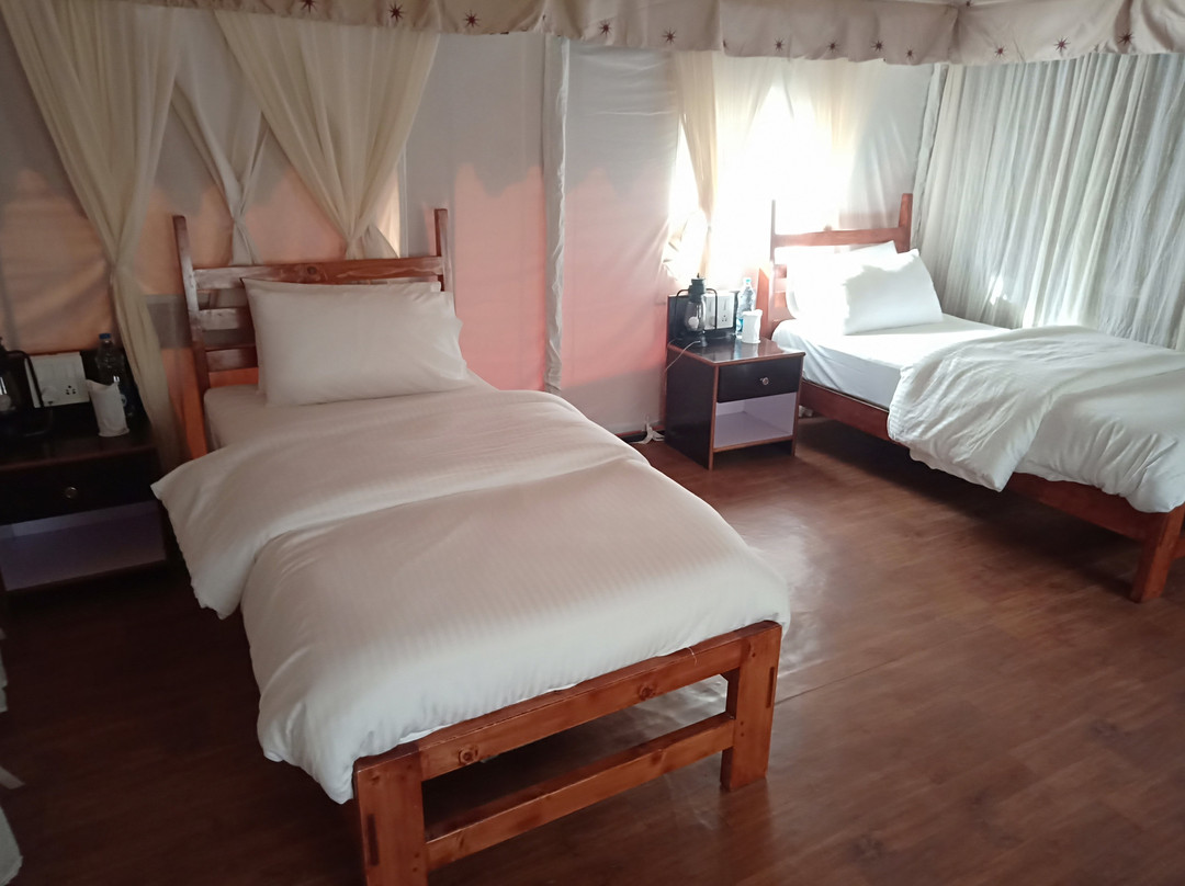 Camp Kasbah, Bir