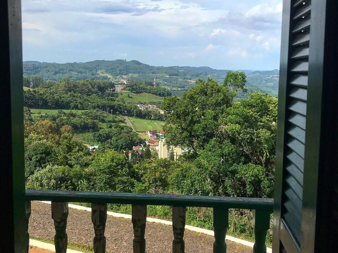 Cadeeiro da Serra主图