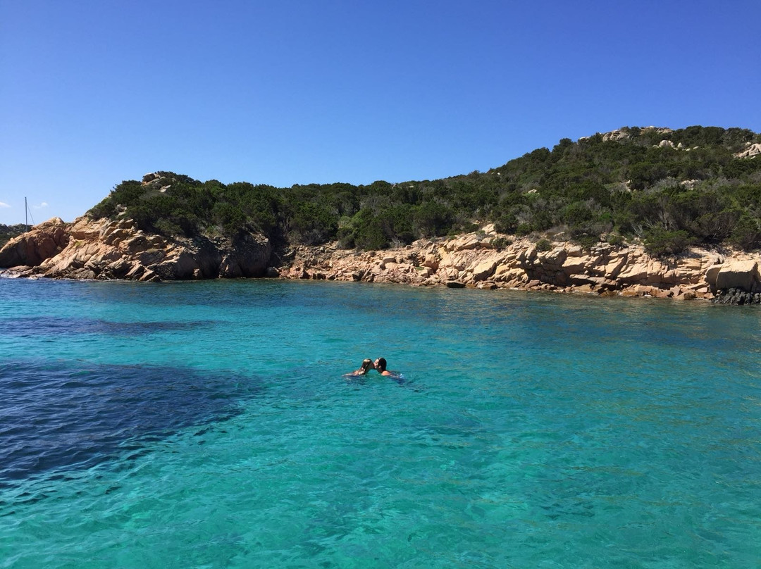SKY Marine -  La Maddalena Charter-拉马达莱娜必去景点