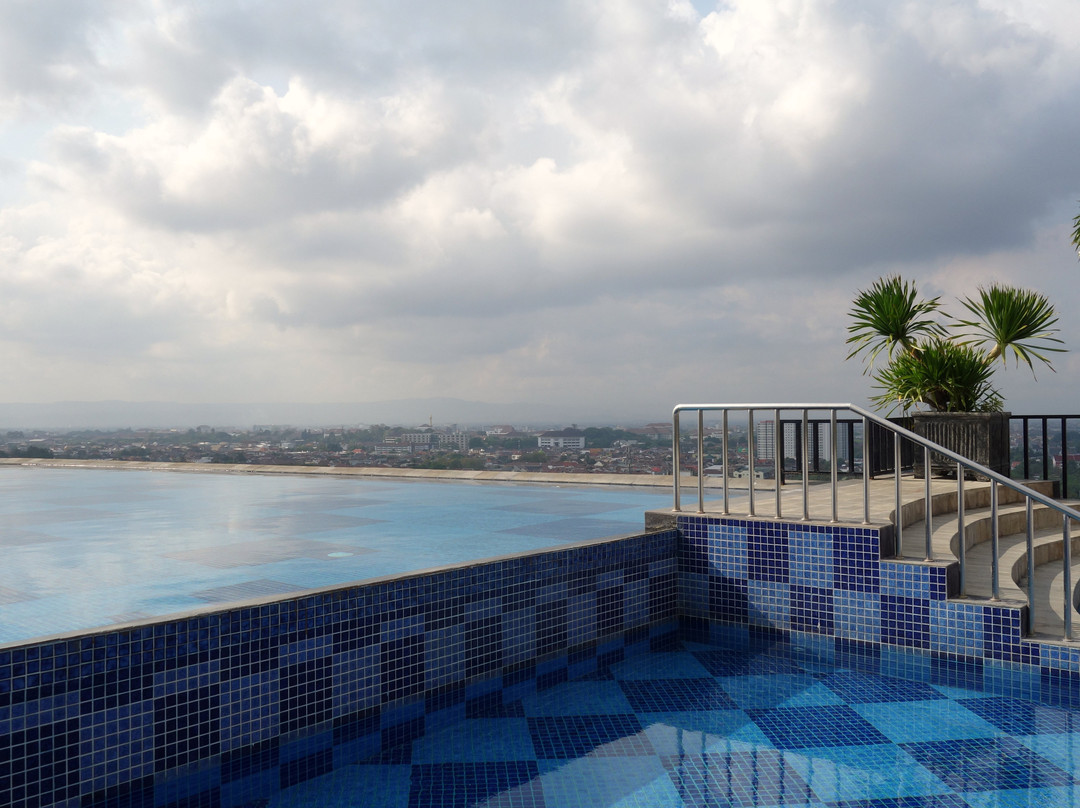 Indoluxe Hotel Jogjakarta主图